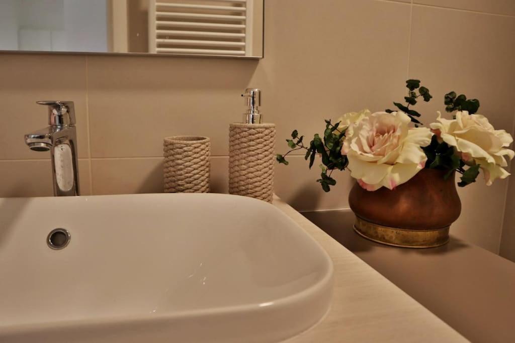 Casa Rina Malcesine Apartment Bagian luar foto