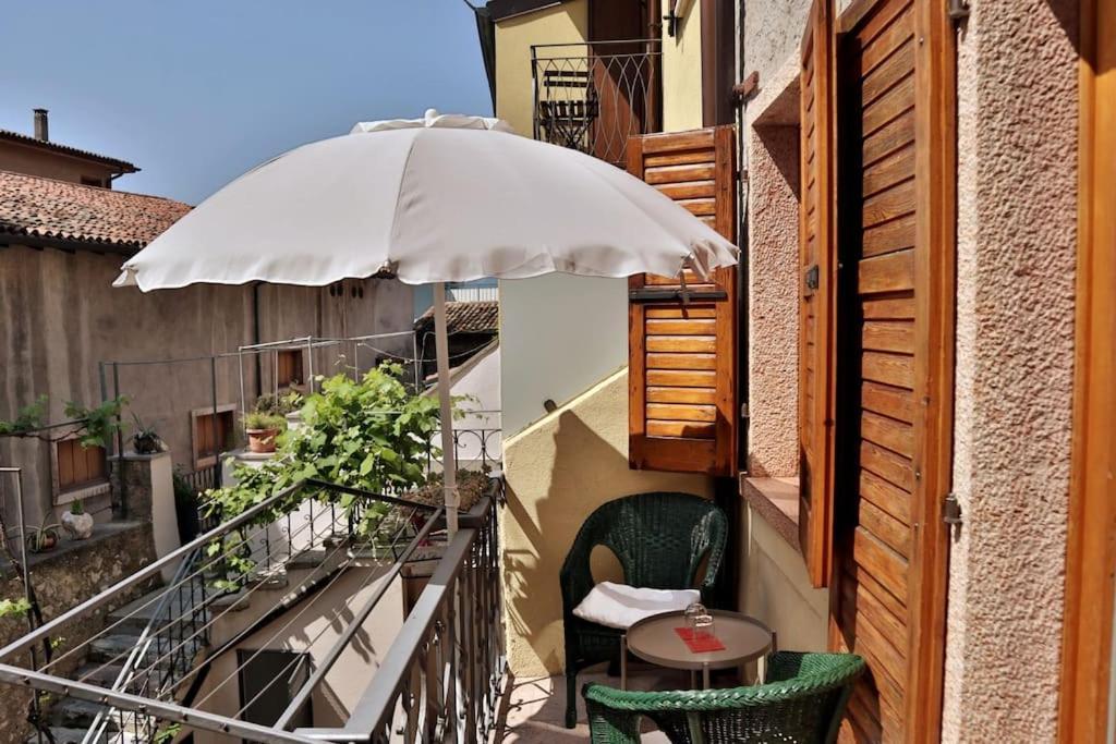 Casa Rina Malcesine Apartment Bagian luar foto